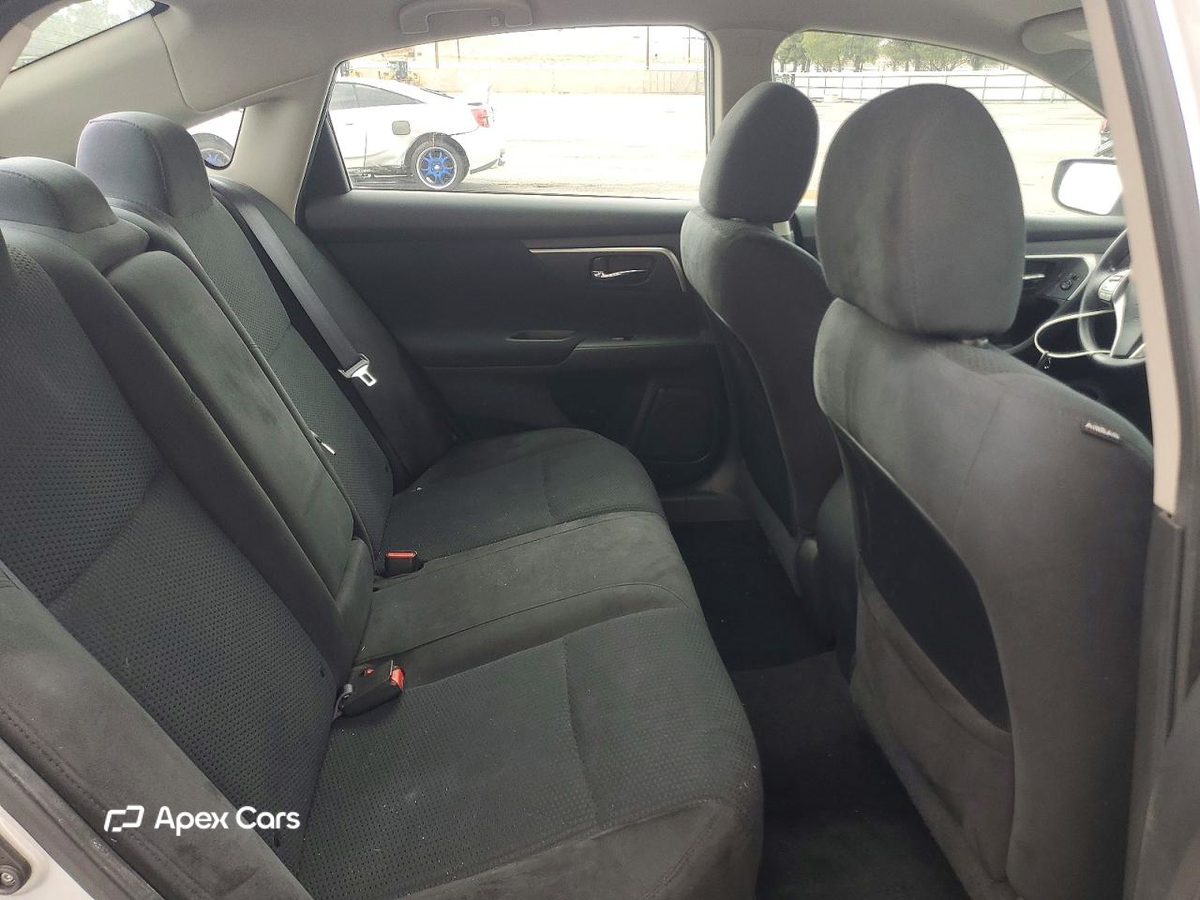 Nissan Altima 2015