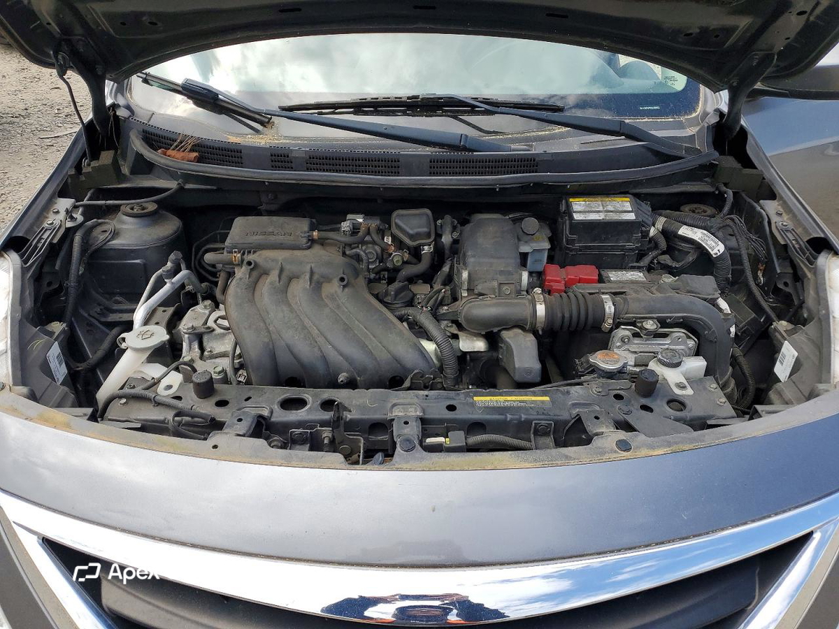 Nissan Versa 2016