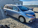 Toyota Sienna 2011