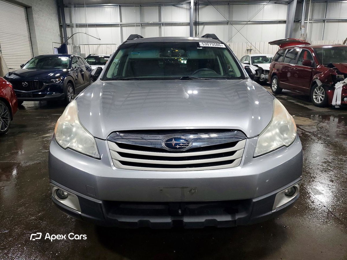 Subaru Outback 2011