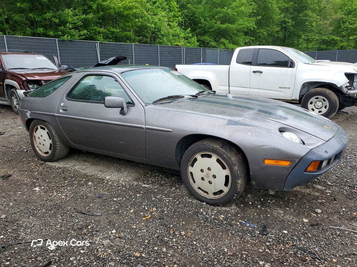 Porsche 928 1986