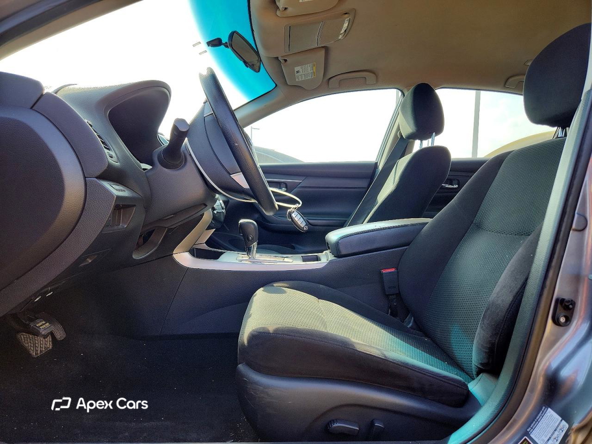 Nissan Altima 2015