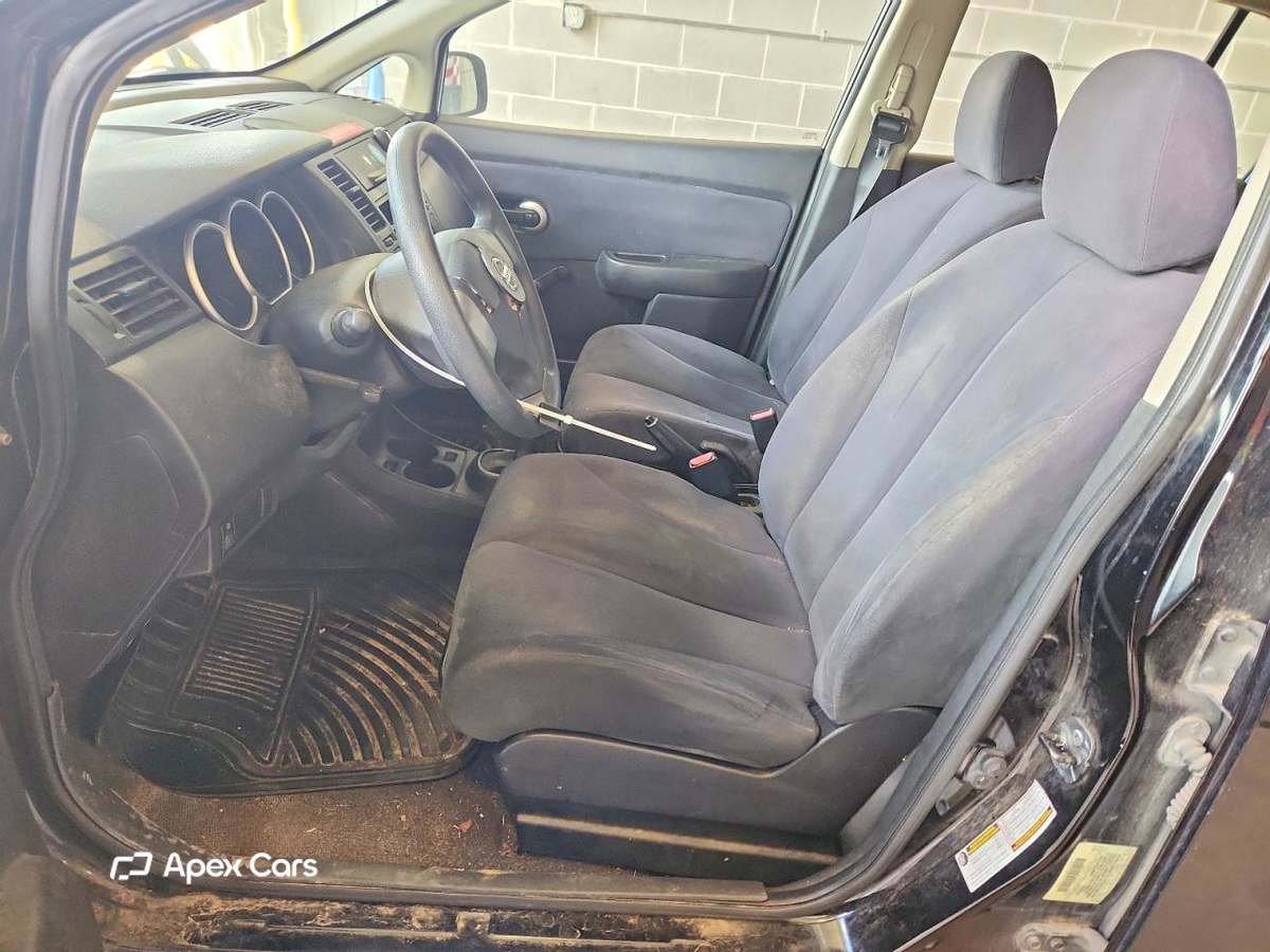 Nissan Versa 2010