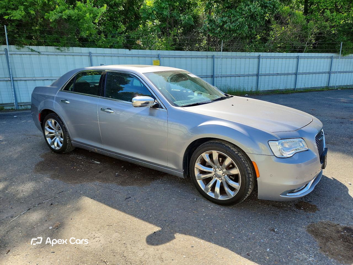 Chrysler 300 2017