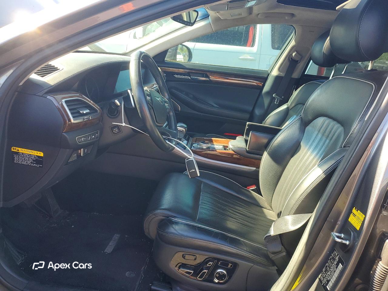 Genesis G90 2017