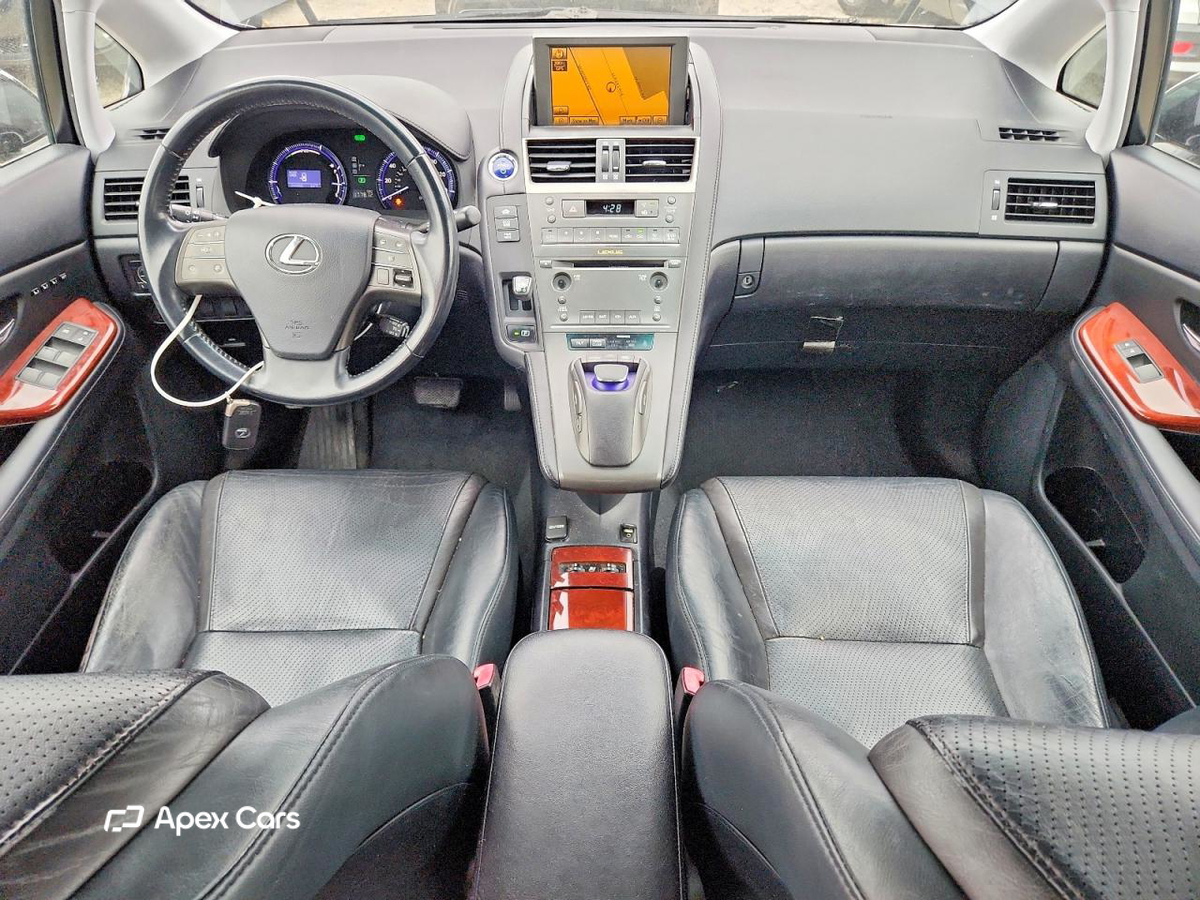 Lexus HS 2010