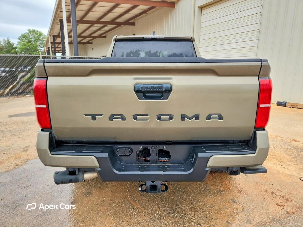 Toyota Tacoma 2024