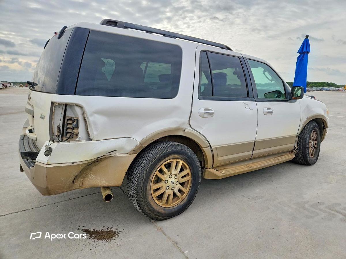 Ford Expedition 2011
