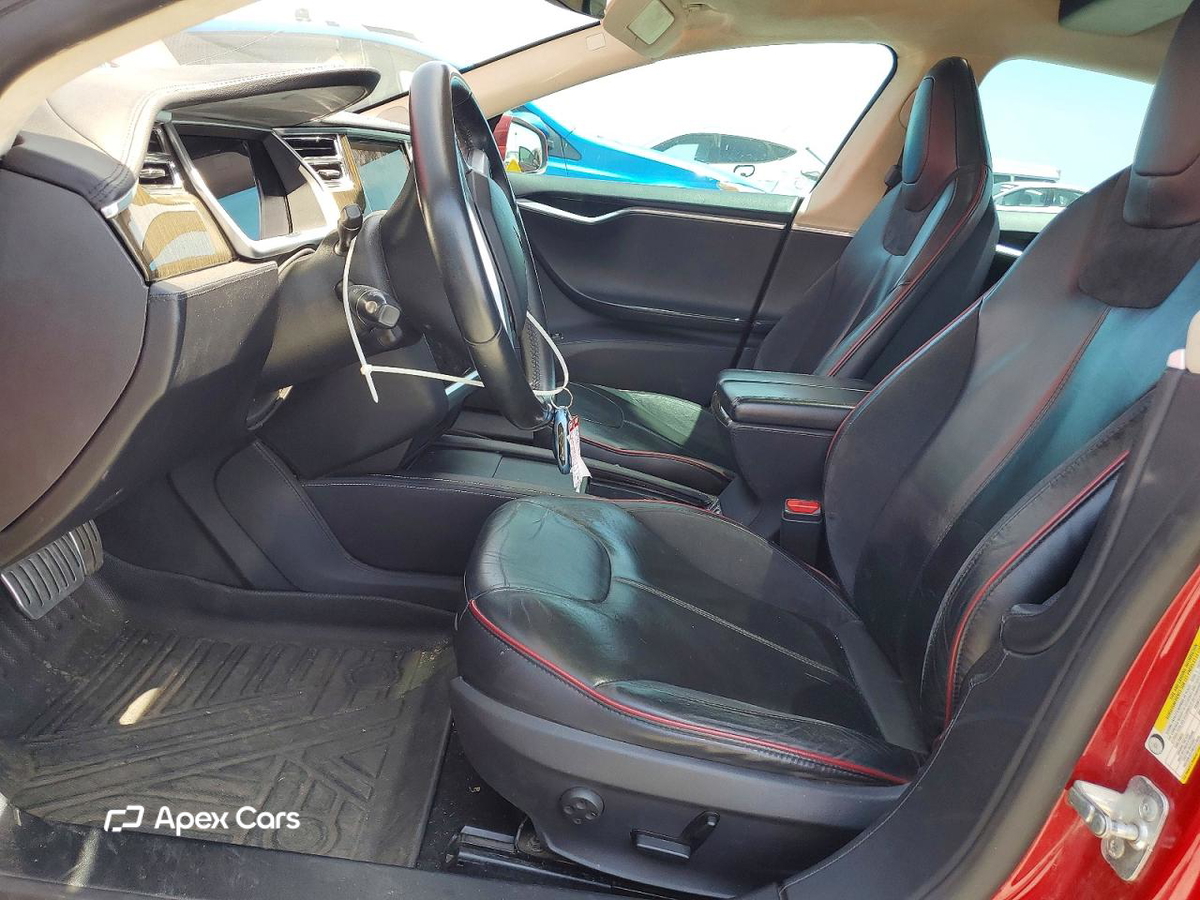Tesla Model S 2013