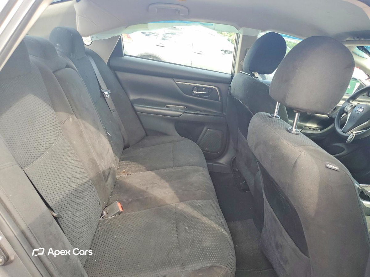 Nissan Altima 2015
