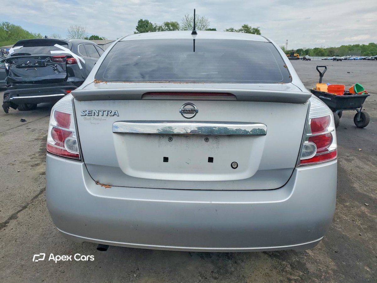 Nissan Sentra 2011