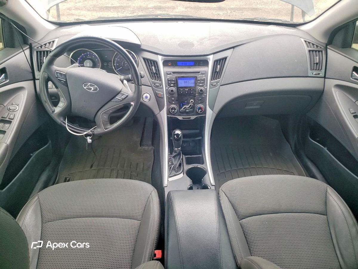 Hyundai Sonata 2011