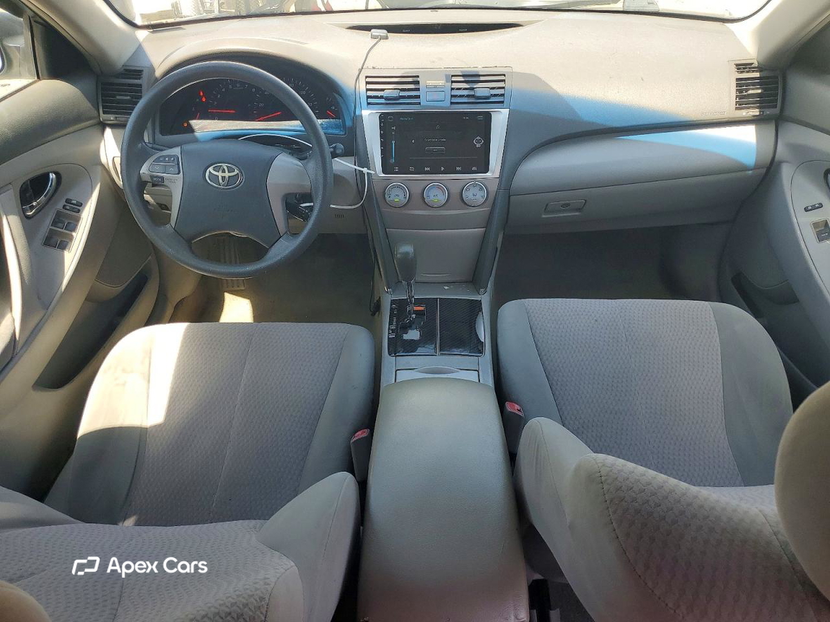 Toyota Camry 2011