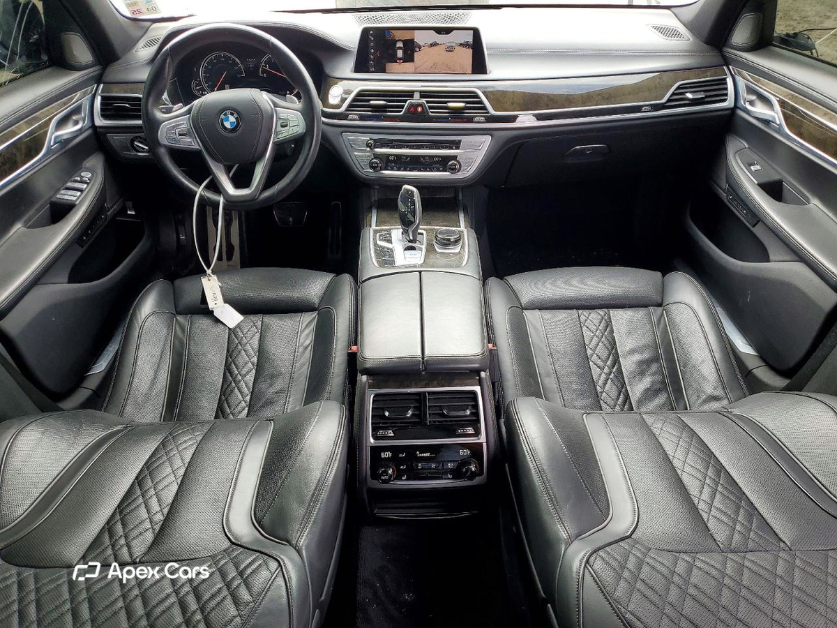 BMW Series 7 2019