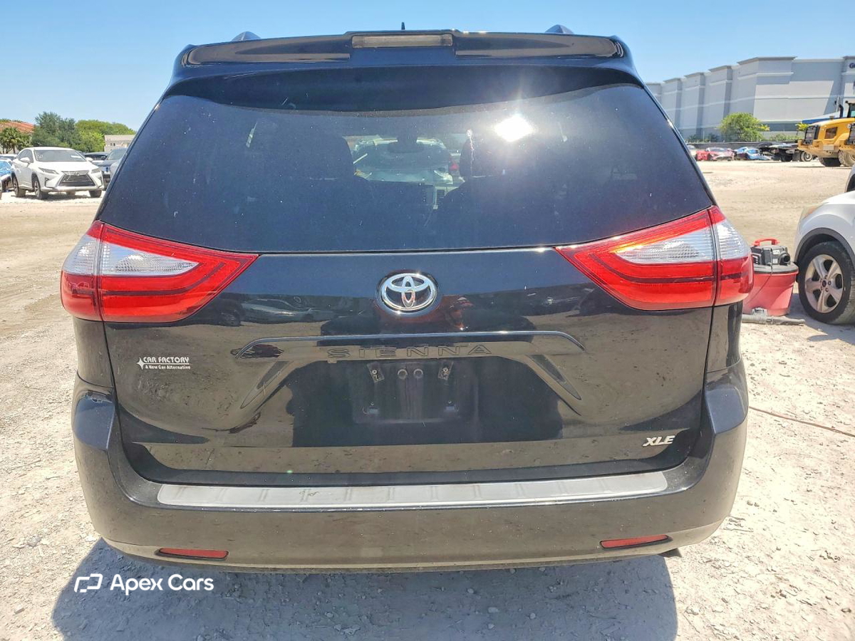 Toyota Sienna 2018