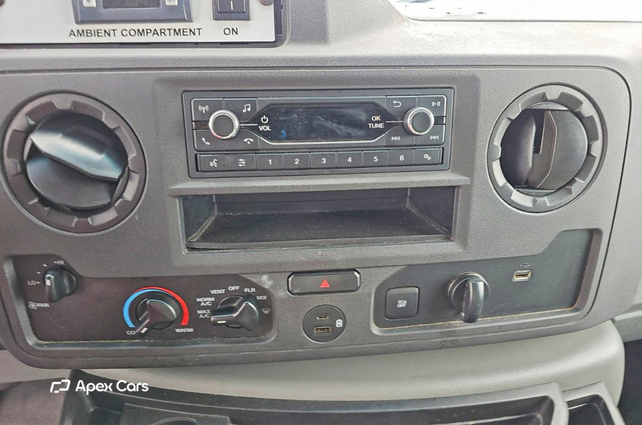 Ford Econoline 2024