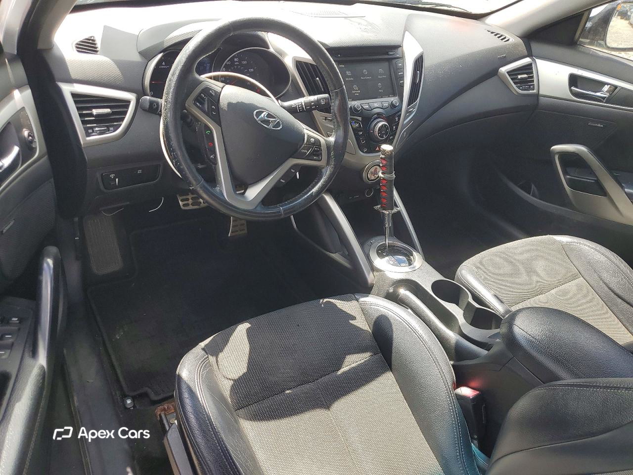 Hyundai Veloster 2013