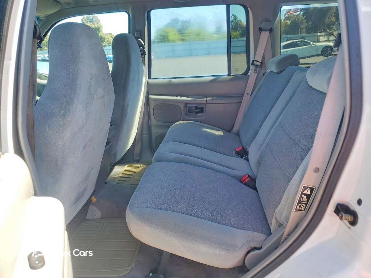 Ford Explorer 2000