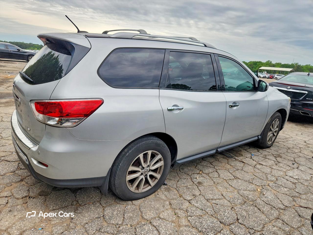 Nissan Pathfinder 2016