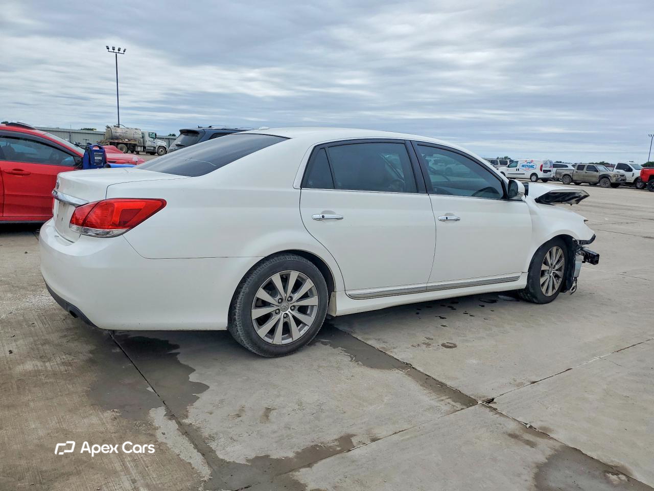 Toyota Avalon 2011