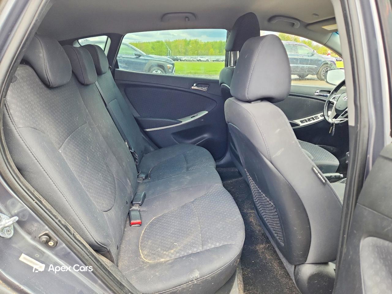 Hyundai Accent 2012