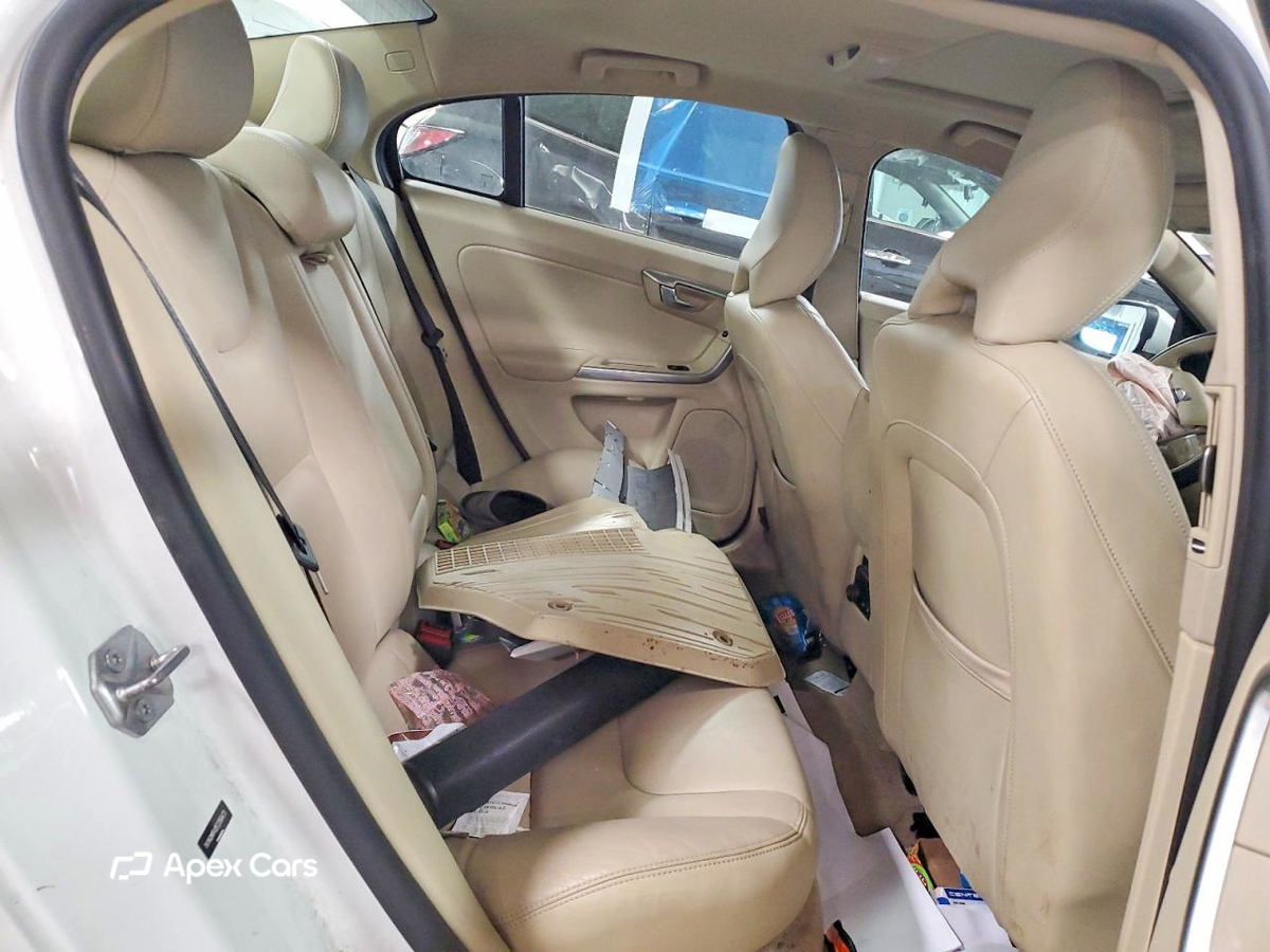 Volvo S60 2015