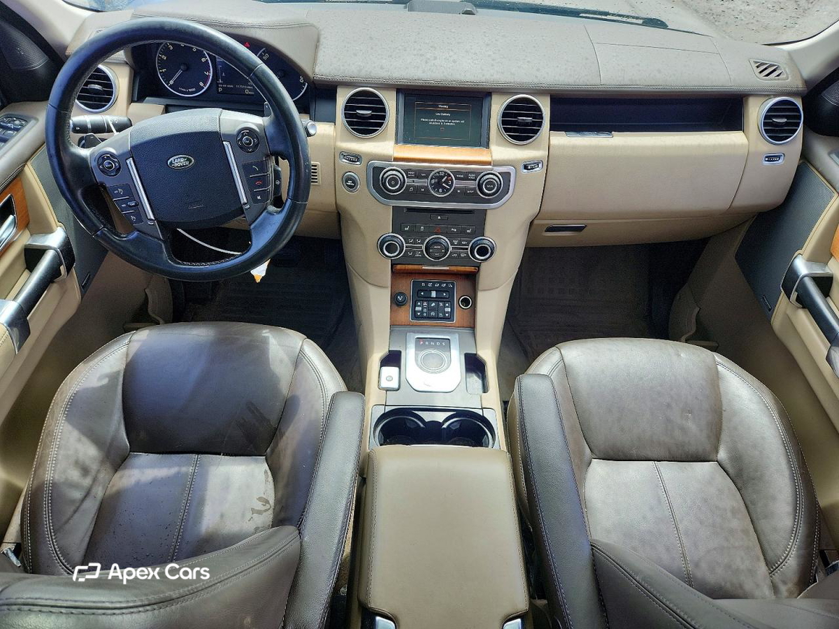 Land Rover LR4 2016