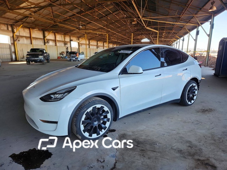 Tesla Model Y 2021 - Zdjęcie 1 z 13