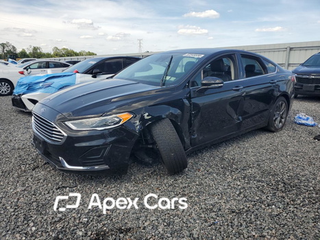 Ford Fusion 2020 - Image 1 of 11