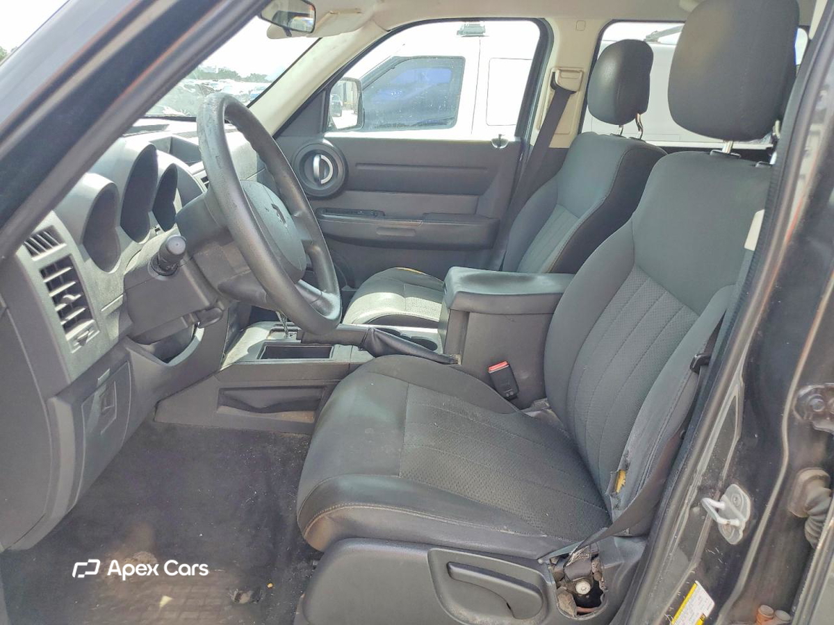 Dodge Nitro 2011