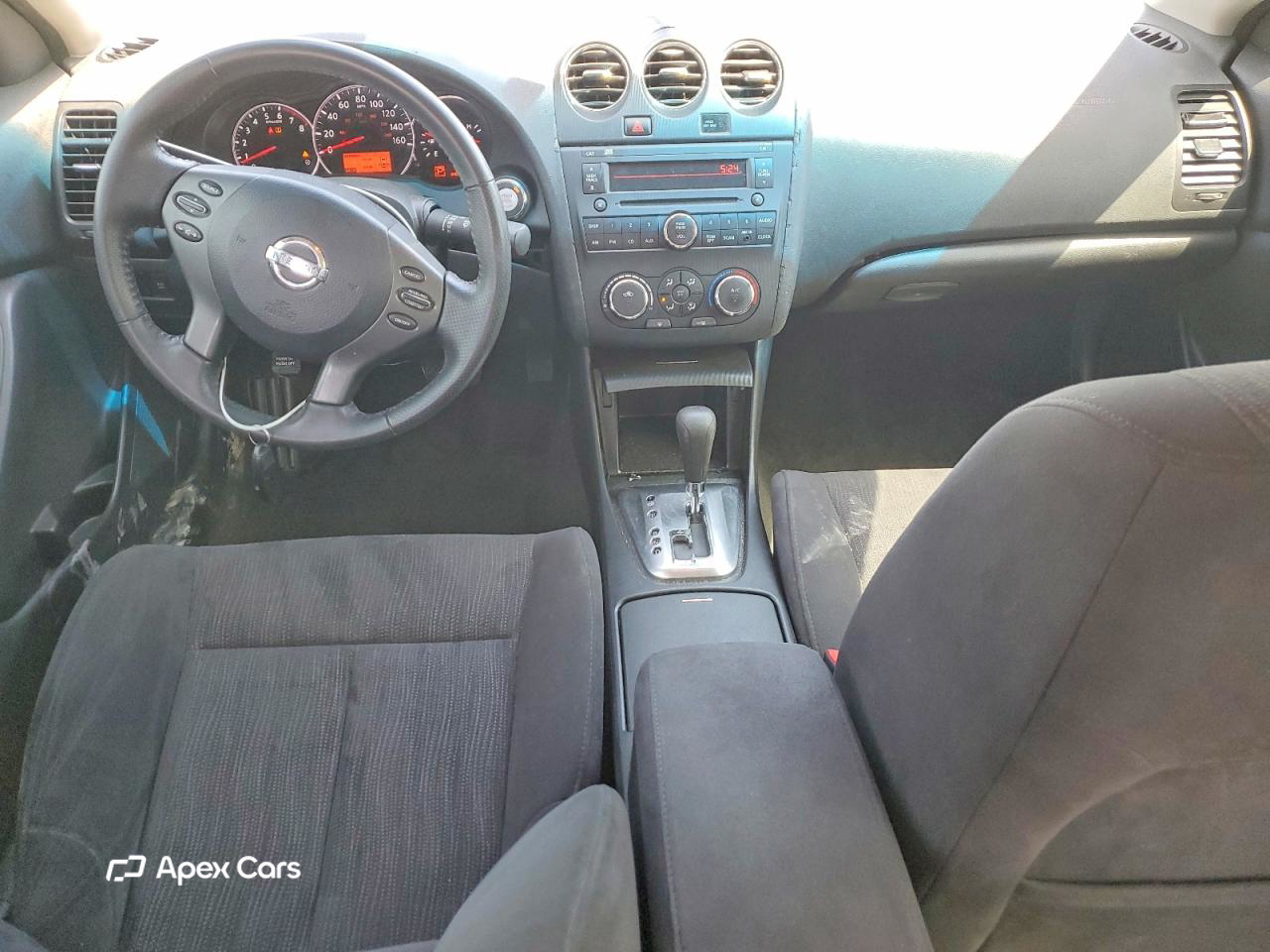 Nissan Altima 2010