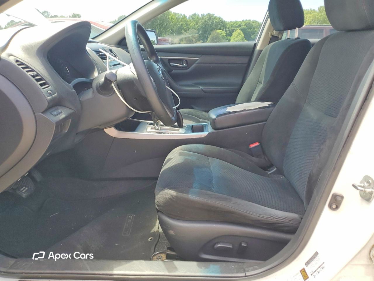Nissan Altima 2015