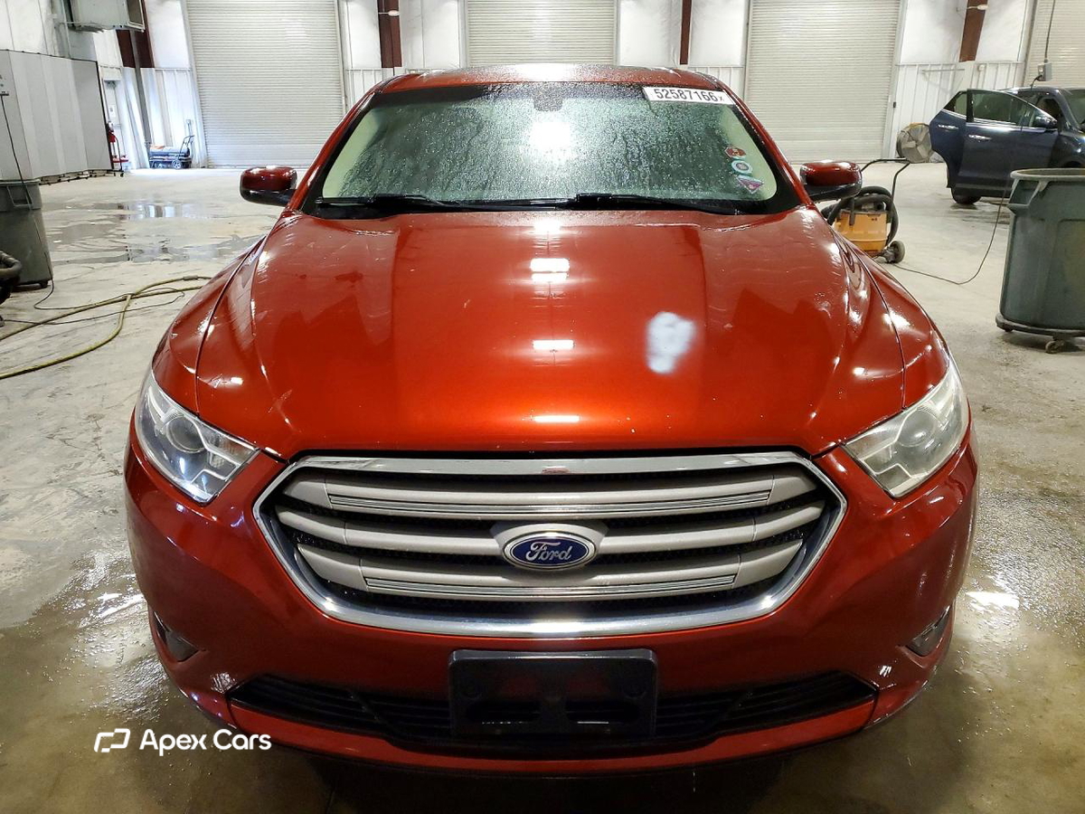 Ford Taurus 2014