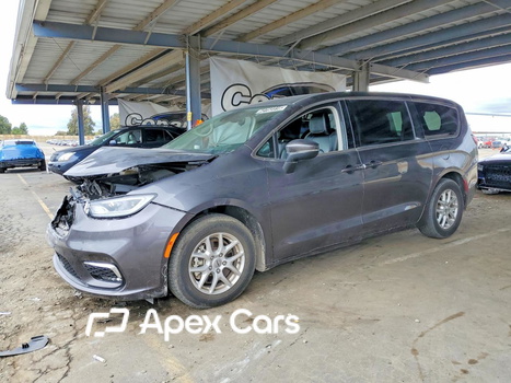 Chrysler Pacifica 2023 - Image 1 of 13