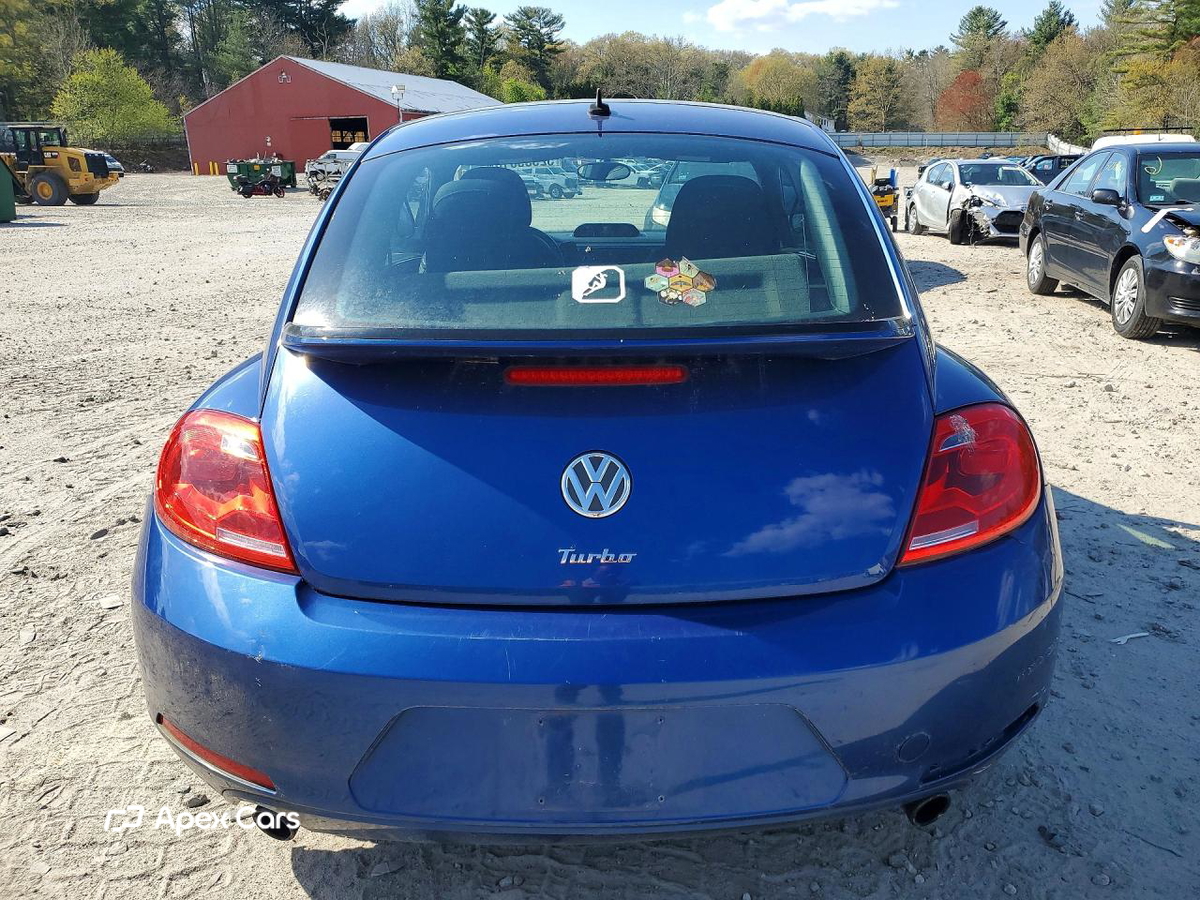 Volkswagen Beetle 2012