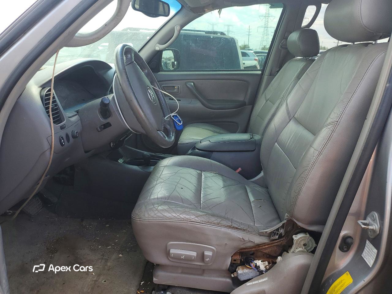 Toyota Sequoia 2003