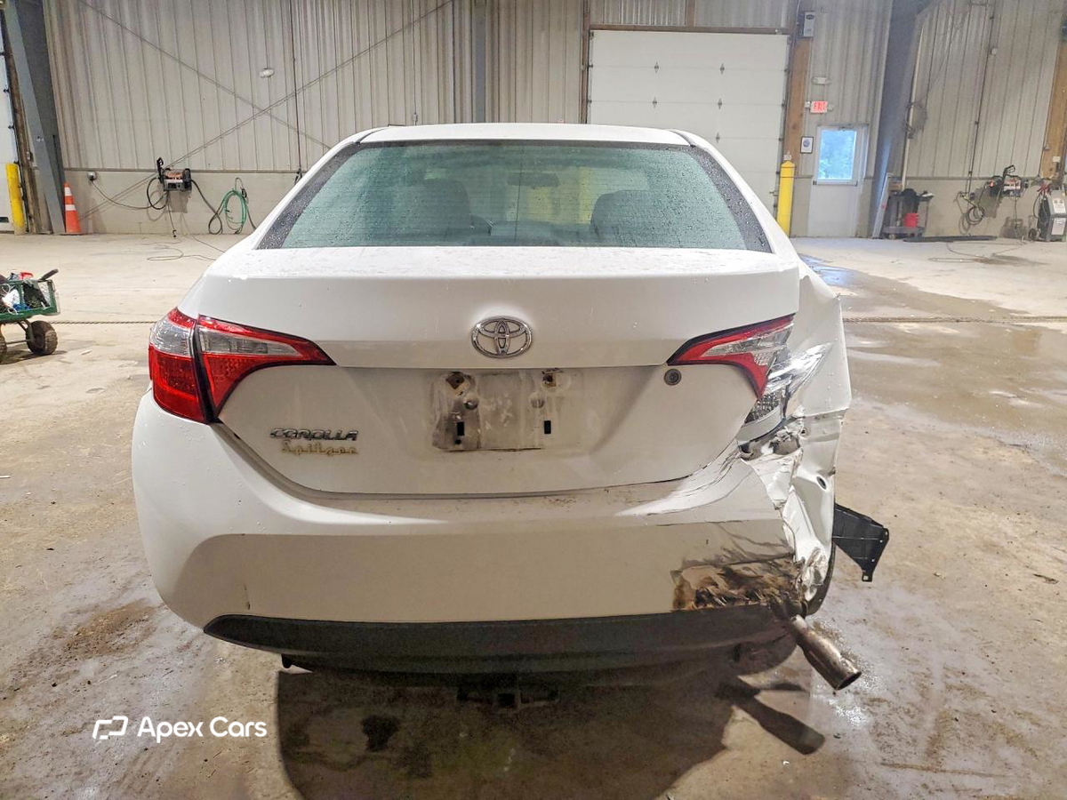 Toyota Corolla 2015