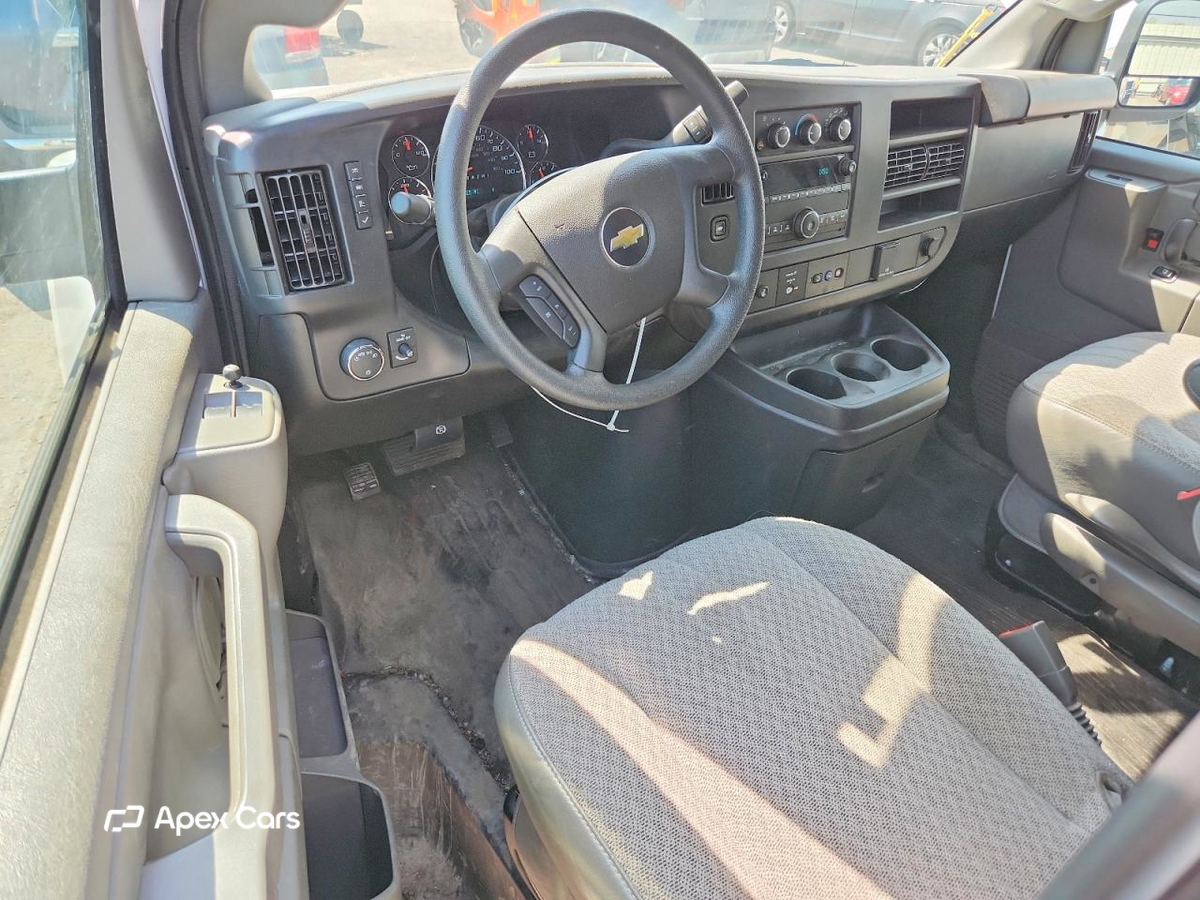 Chevrolet Express 2024