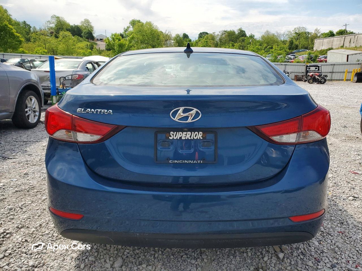 Hyundai Elantra 2015