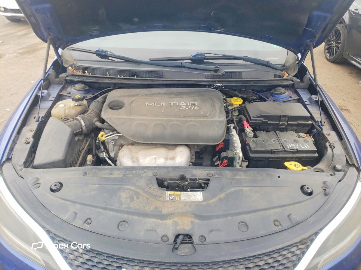 Chrysler 200 2015