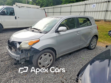 Scion xD 2014 - Image 1 of 12