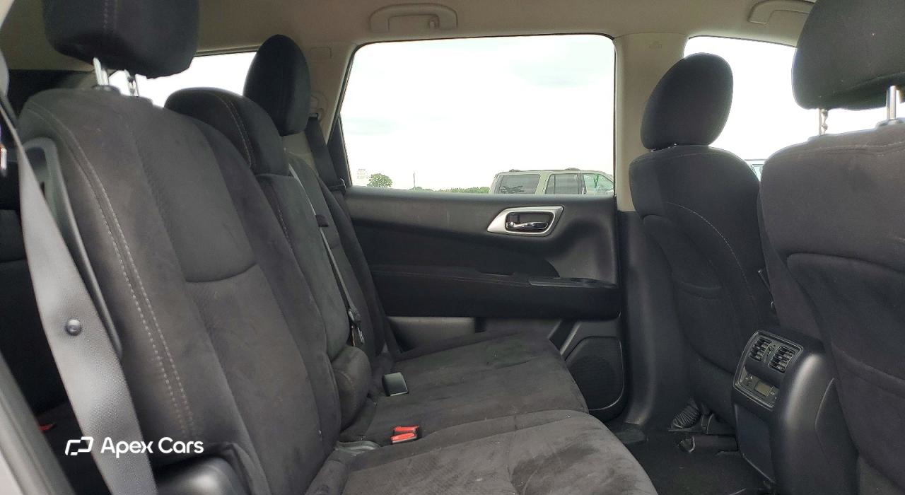 Nissan Pathfinder 2016