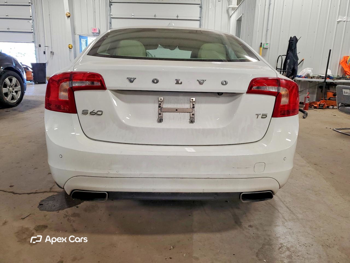 Volvo S60 2015