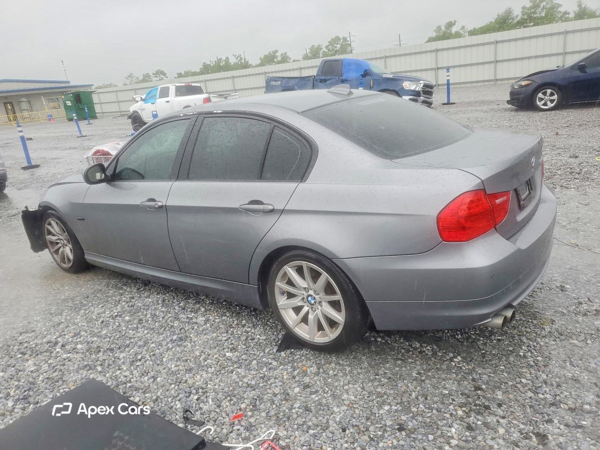 BMW Series 3 2011
