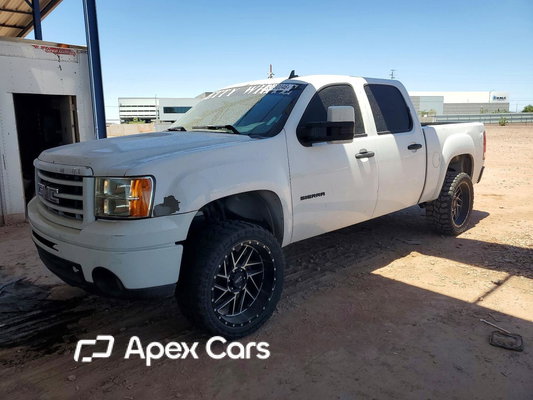 GMC Sierra 2012 - Image 1 of 12