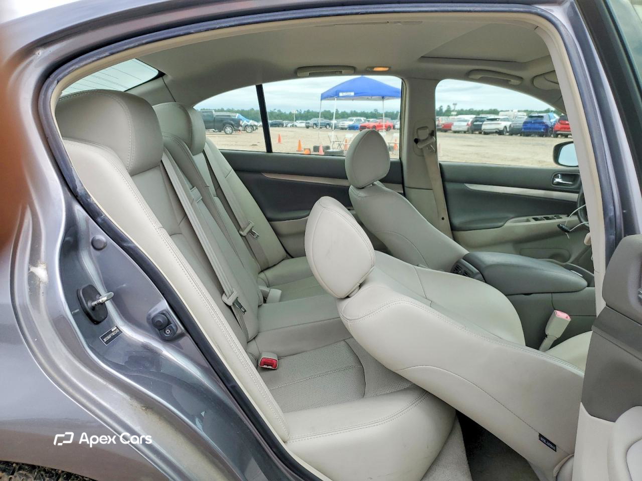 Infiniti Q40 2015