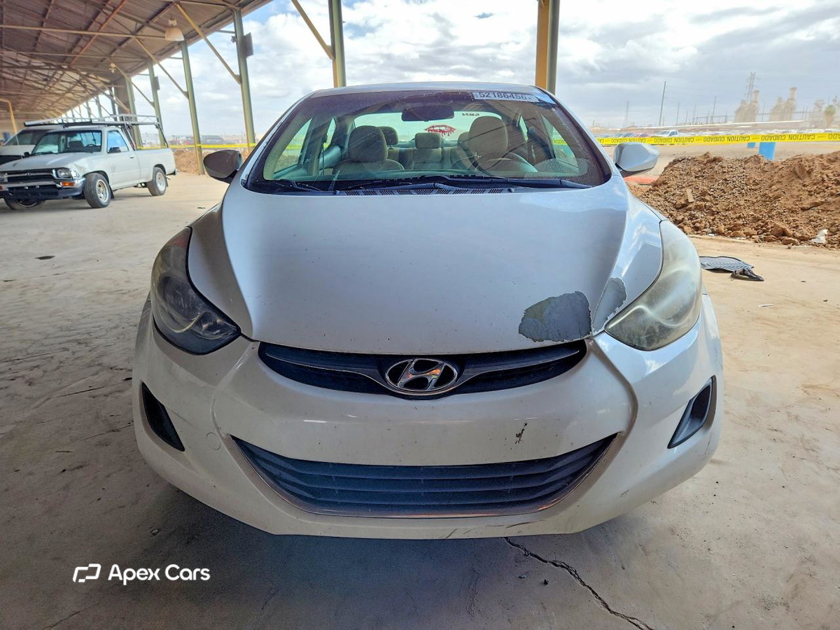 Hyundai Elantra 2013