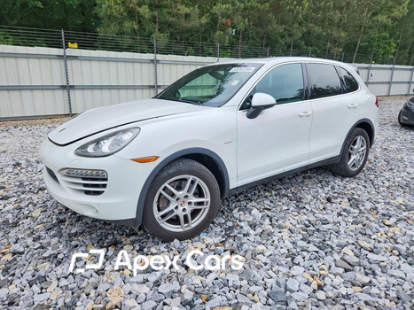 Porsche Cayenne 2014 - Image 1 of 13