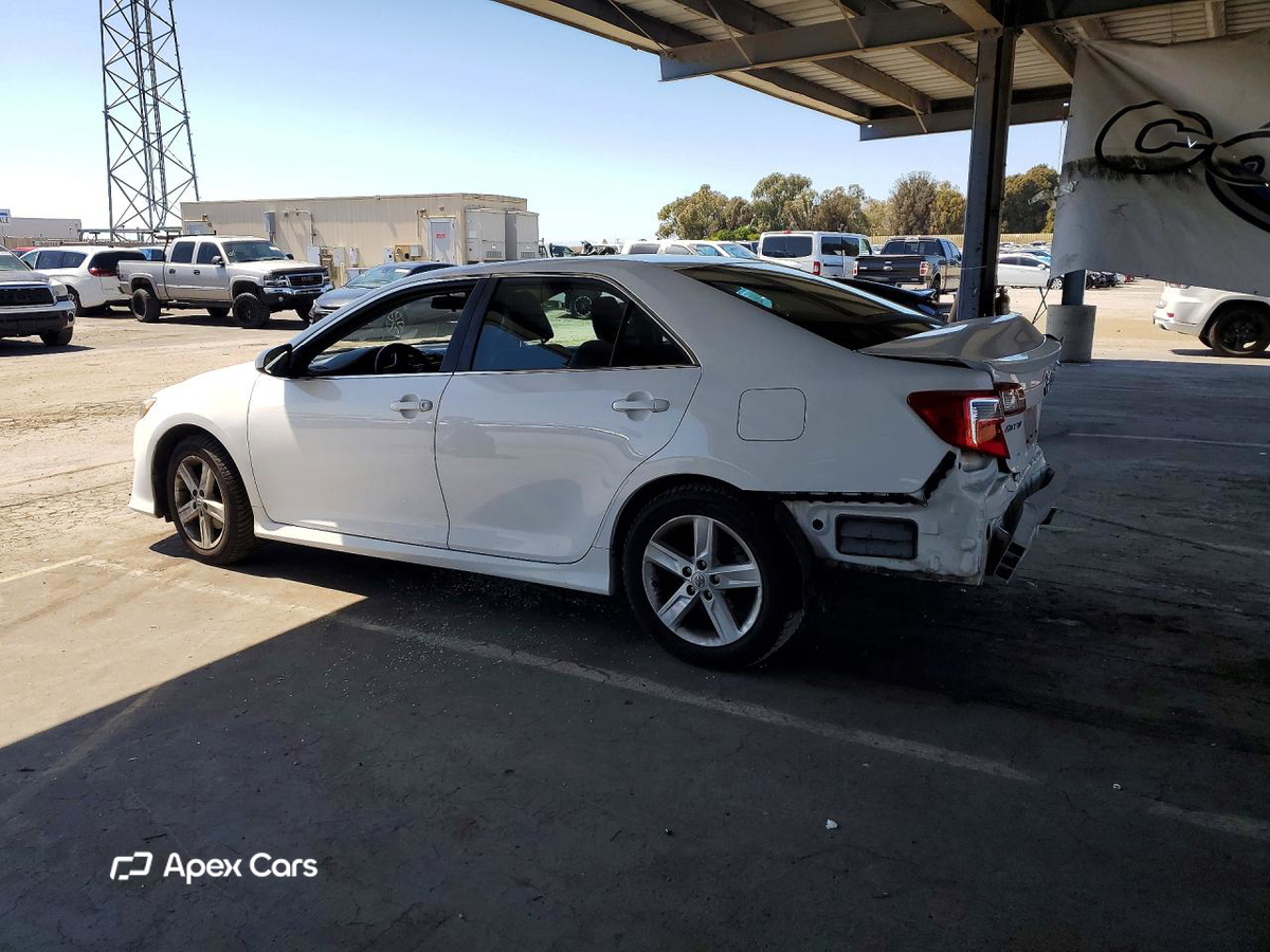 Toyota Camry 2012