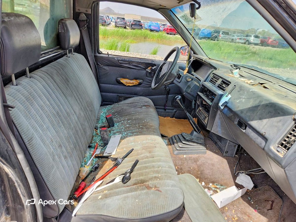 Nissan Navara (Frontier) 1993